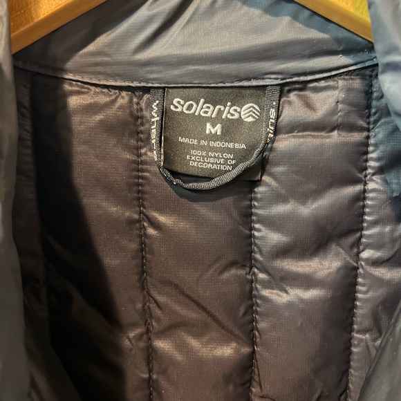 Solaris black puffer vest - medium EUC - Picture 2 of 8